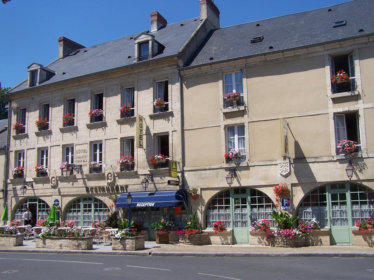 Hostellerie Saint Martin- Logis Hotel Et Restaurant Creully sur Seulles Екстериор снимка