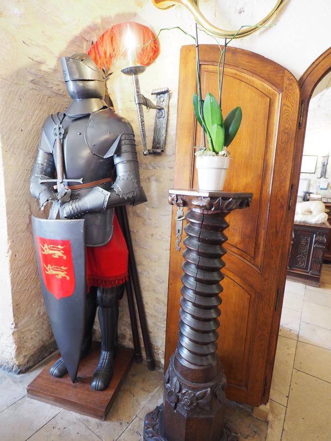 Hostellerie Saint Martin- Logis Hotel Et Restaurant Creully sur Seulles Екстериор снимка