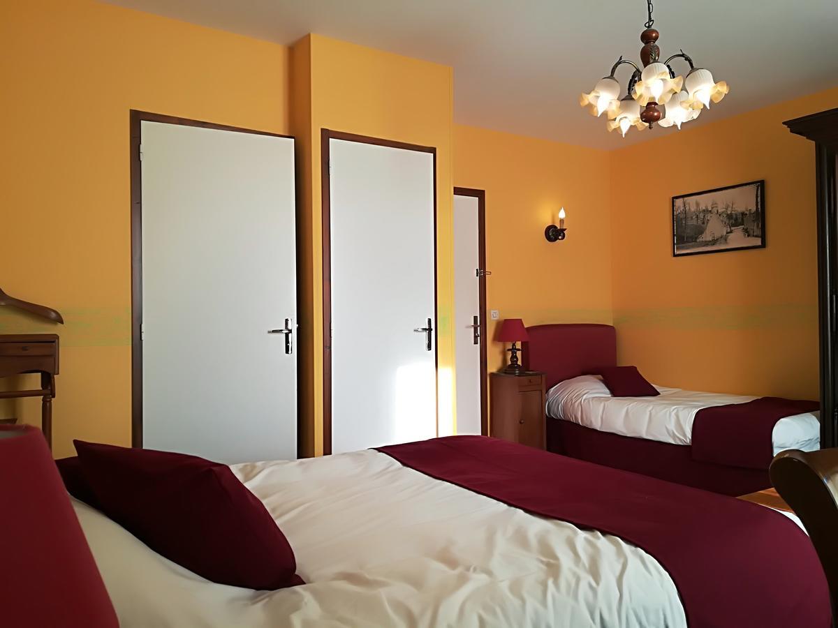 Hostellerie Saint Martin- Logis Hotel Et Restaurant Creully sur Seulles Екстериор снимка